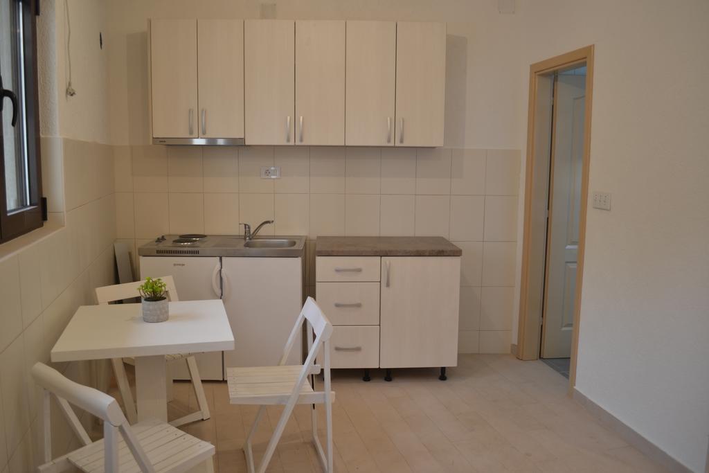 Apartments Nikovic Risan Exterior foto